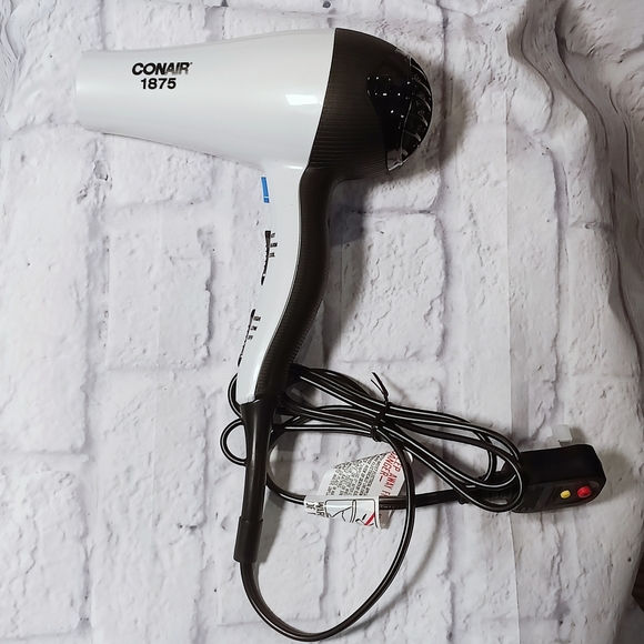 Conair Style & Style Shine Hair Dryer - Picture 1 of 7